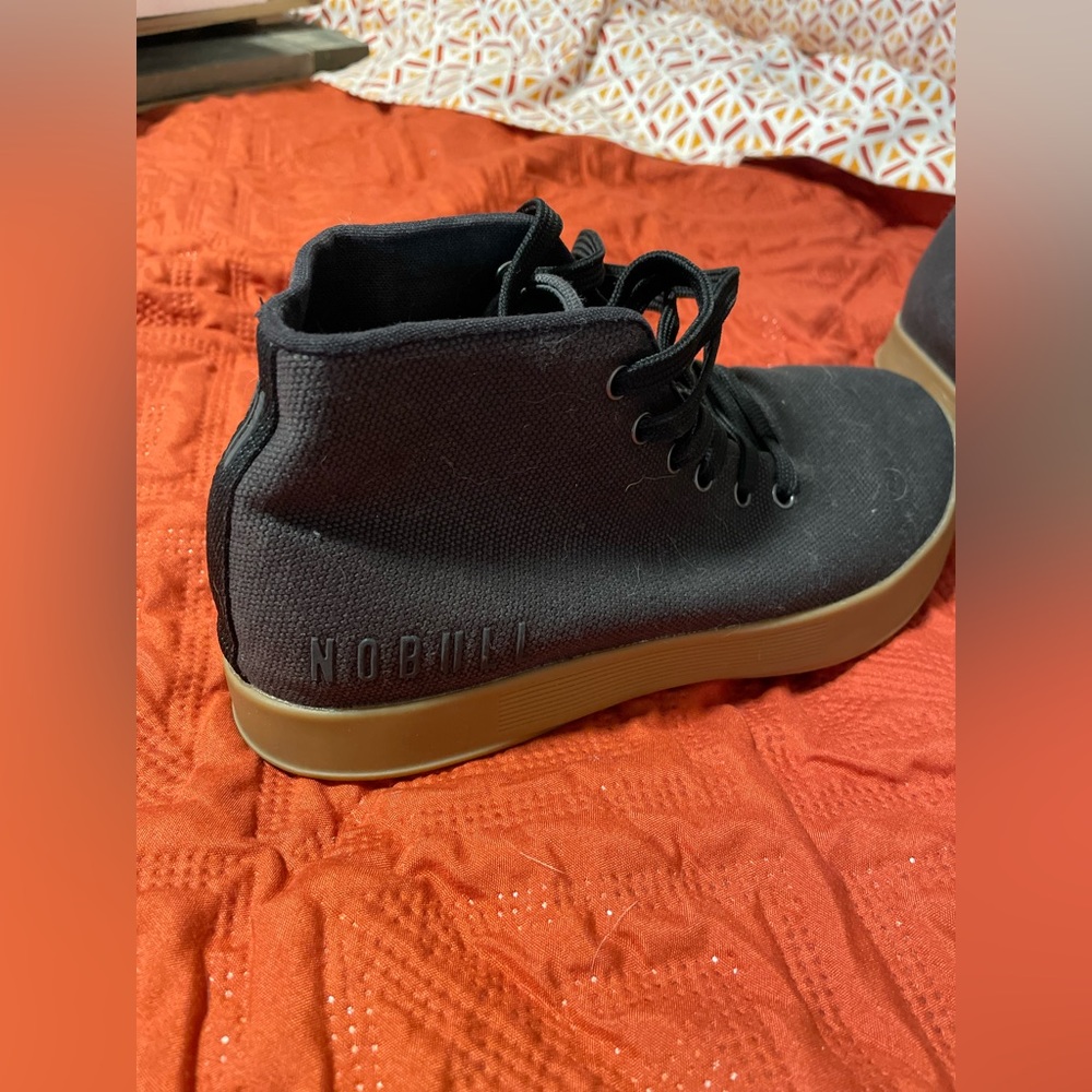 Nobull mid trainers